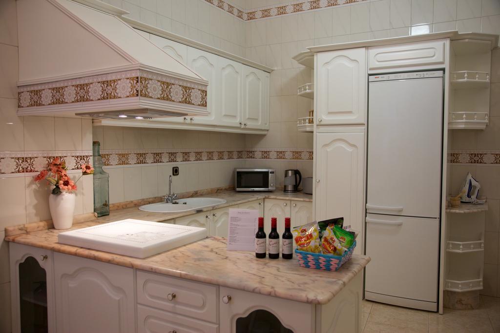 Apartamentos Plaza De Austria Córdoba Kamer foto
